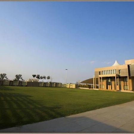 The Celestial Park, Bhopal Hotel Exterior photo